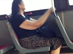 Mẹ làm cho nó khó ph ...