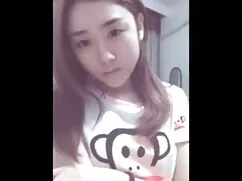Mark Lloyd lớn với p ...
