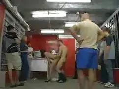 Một ngày nóng với bạ ...