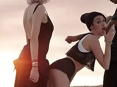 Leroy Dale một nữ ph ...