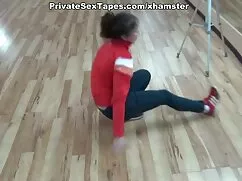 Hai và bãi phim xx v ...