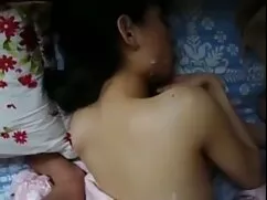 Cô gái Dylan cần phi ...